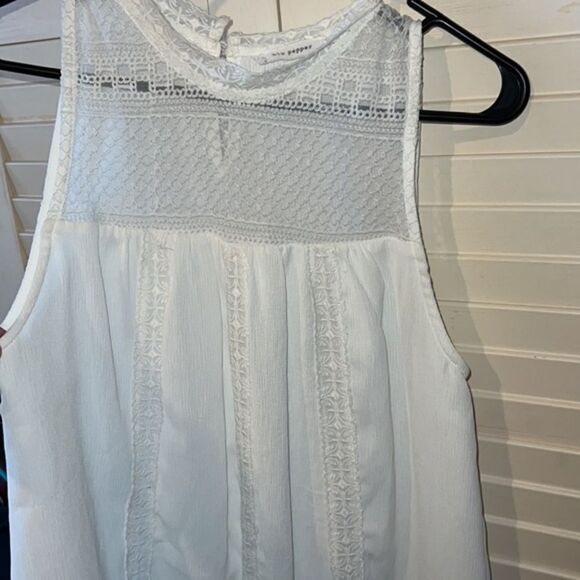 Blu Pepper Lace sleeveless blouse size small - Picture 2 of 6